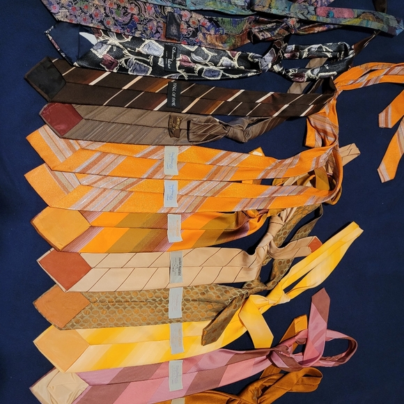 Vintage Ties - Picture 8 of 14